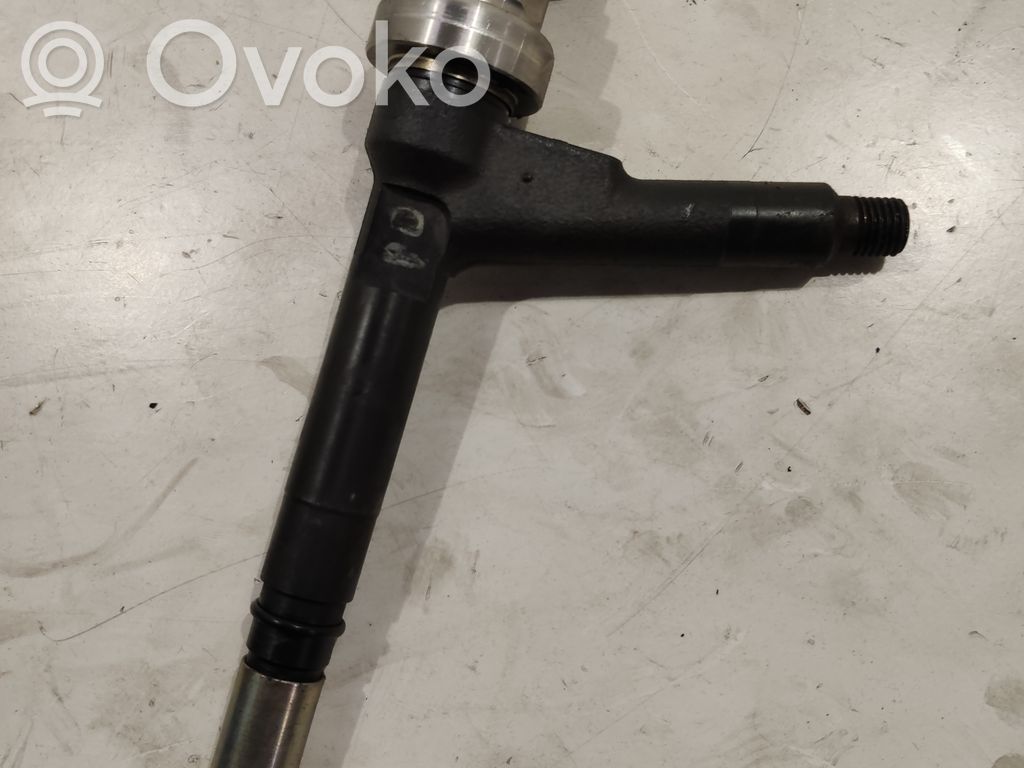 Opel Astra H Fuel injector 