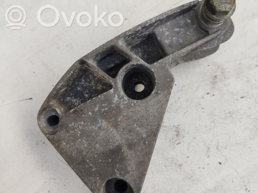 Renault Scenic II -  Grand scenic II Engine mounting bracket 