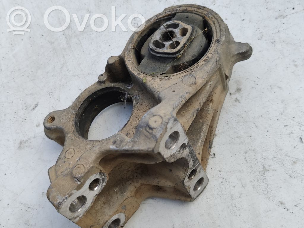 Peugeot 407 Driveshaft support bearing bracket 