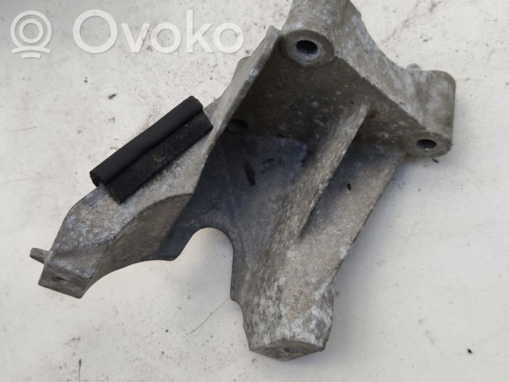 Peugeot 307 Fuel filter bracket/mount holder 
