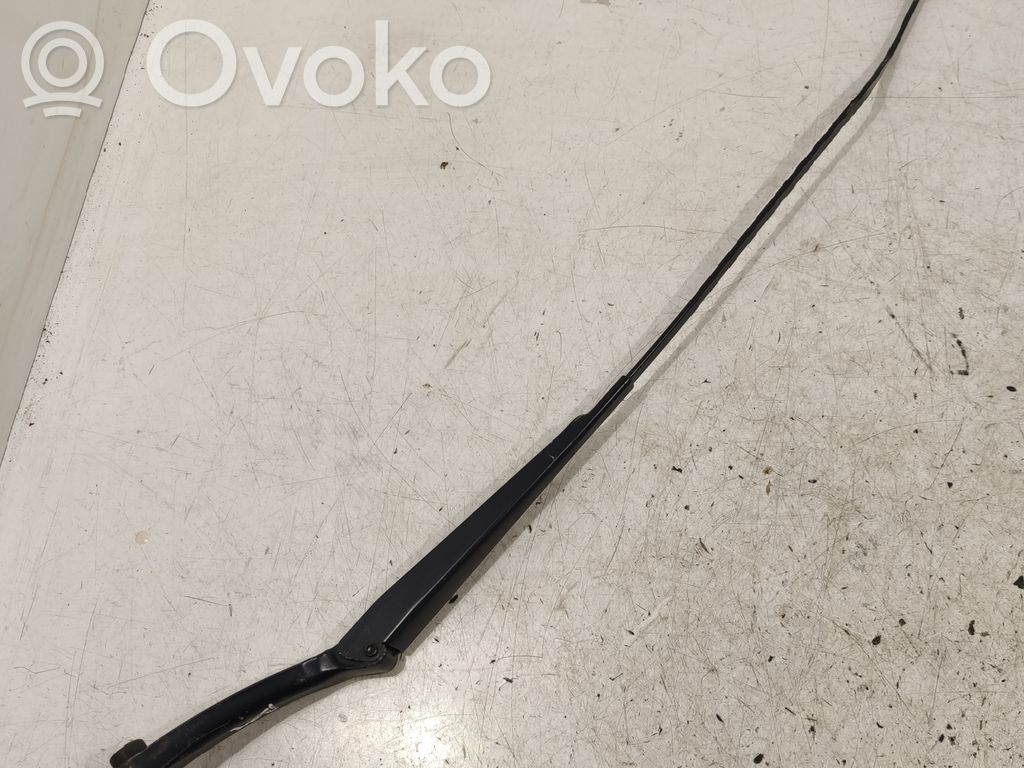 Citroen Berlingo Front wiper blade arm 