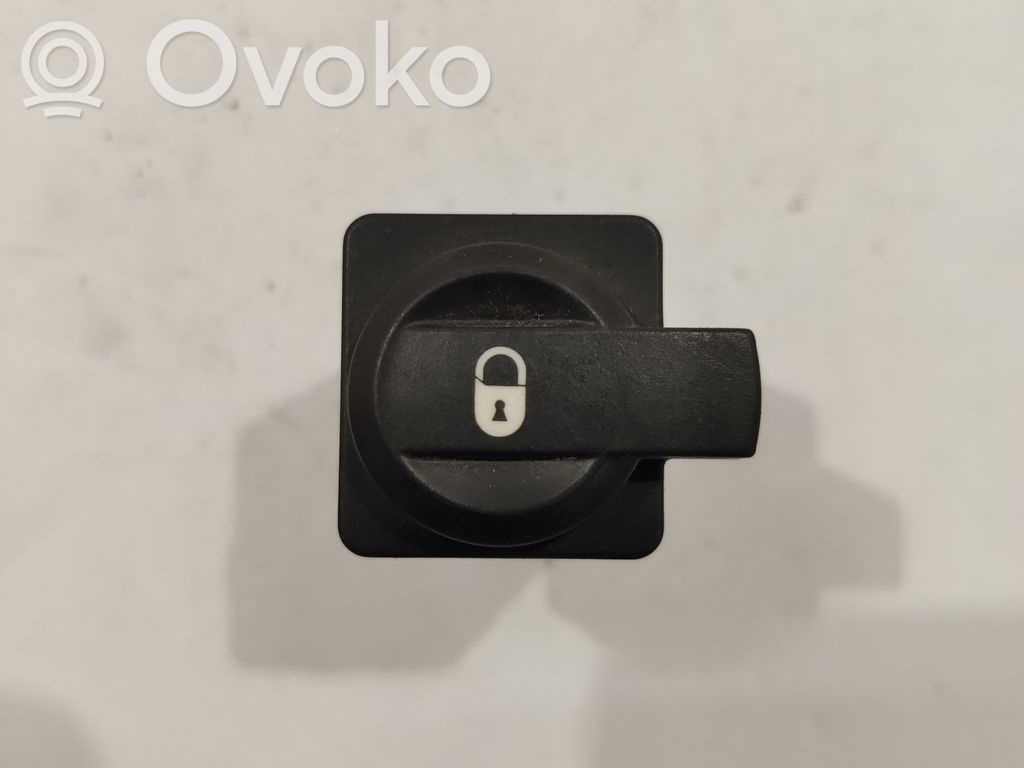 Citroen C4 I Central locking switch button 