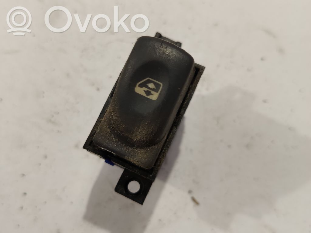 Renault Espace III Electric window control switch 