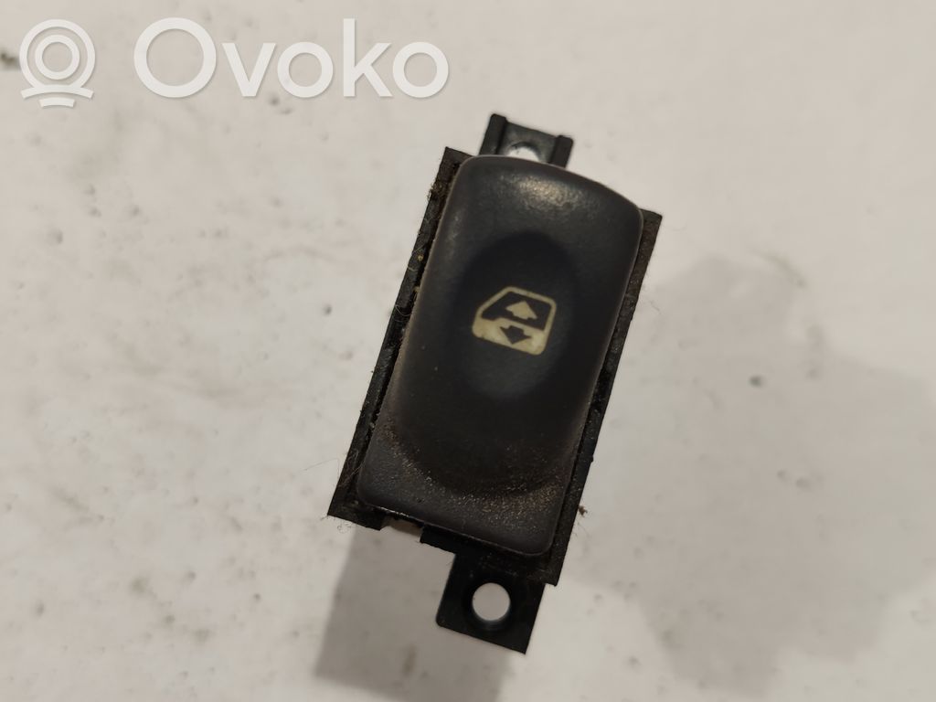 Renault Espace III Electric window control switch 
