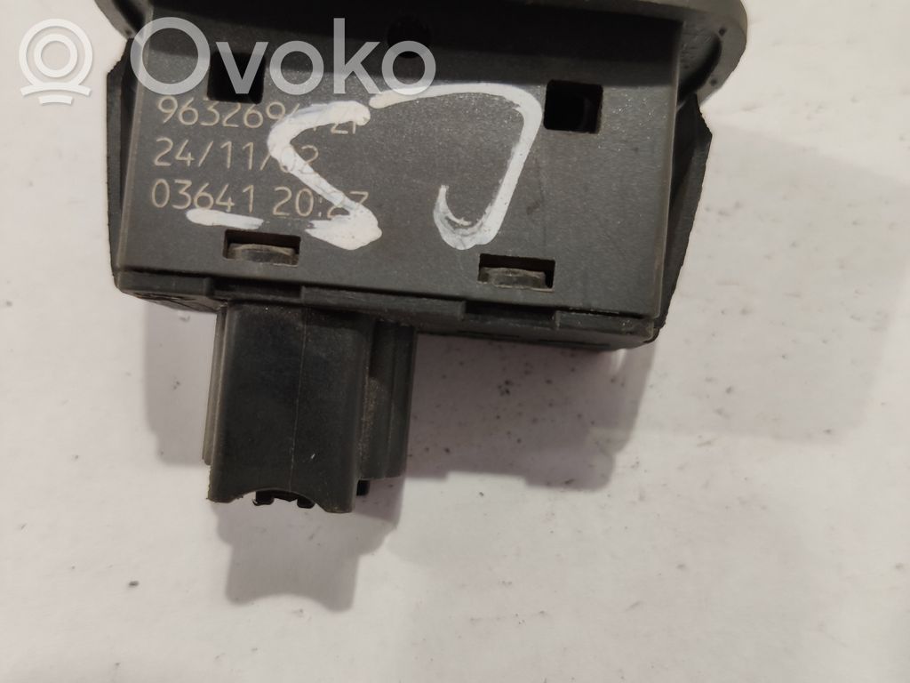 Citroen C5 Electric window control switch 