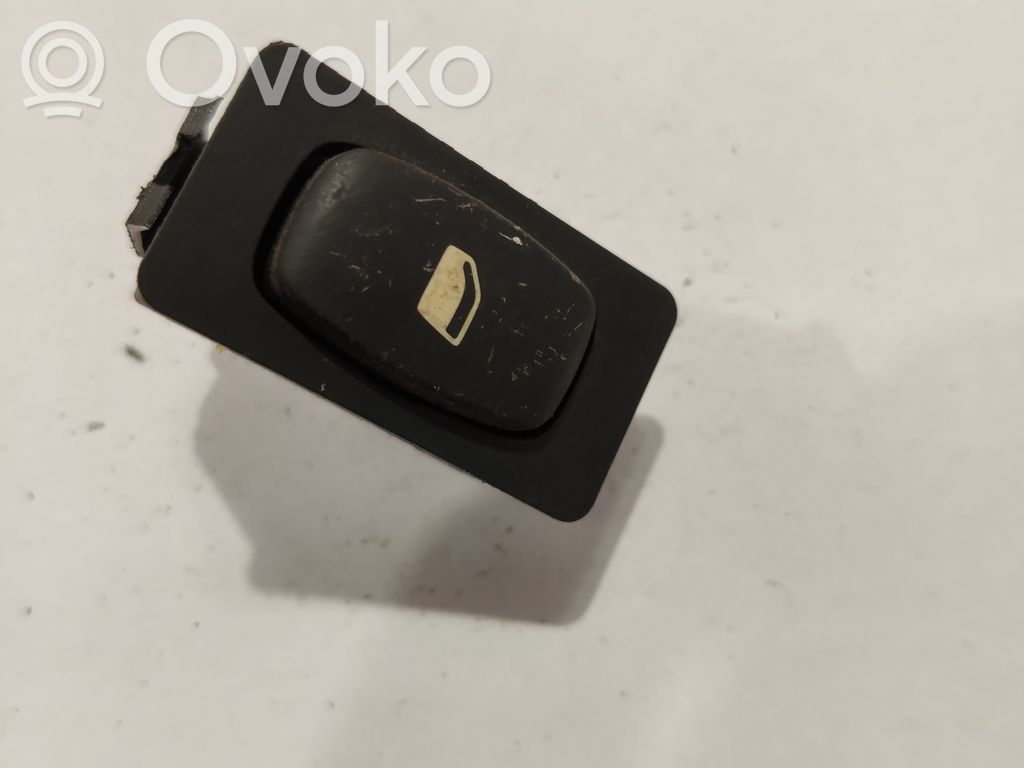 Peugeot 807 Electric window control switch 