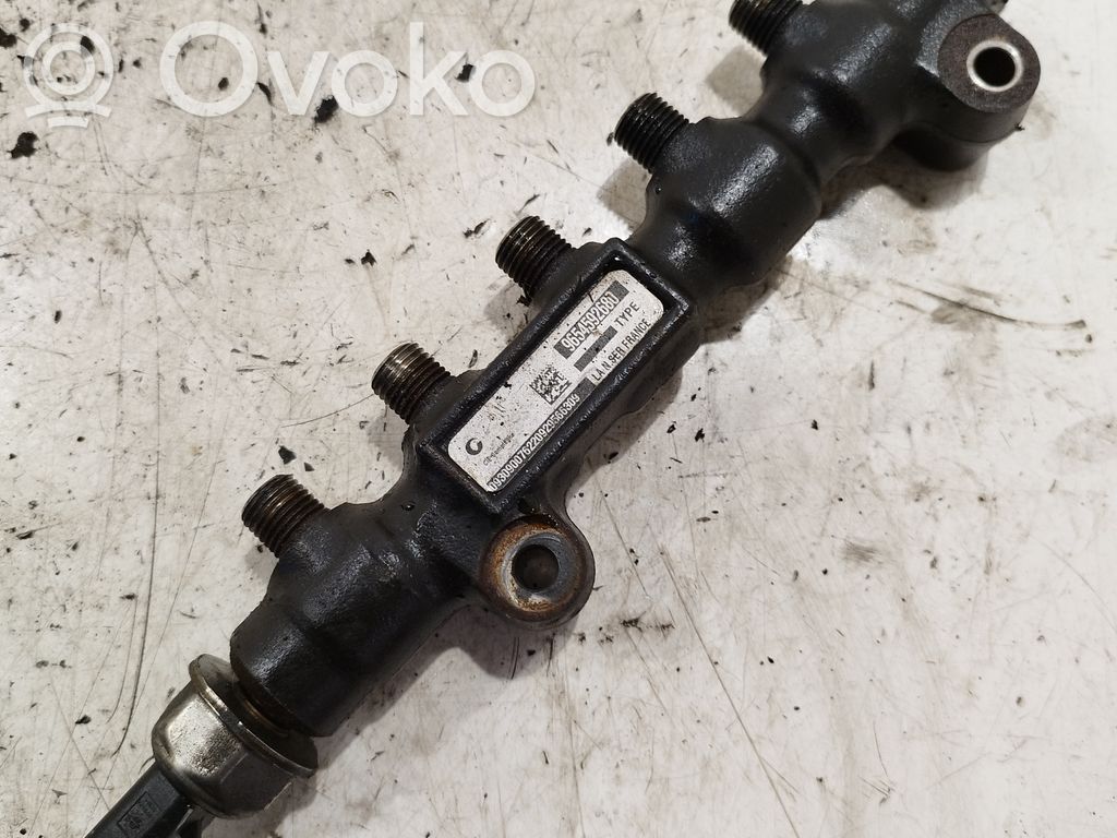 Mazda 3 II Fuel main line pipe 