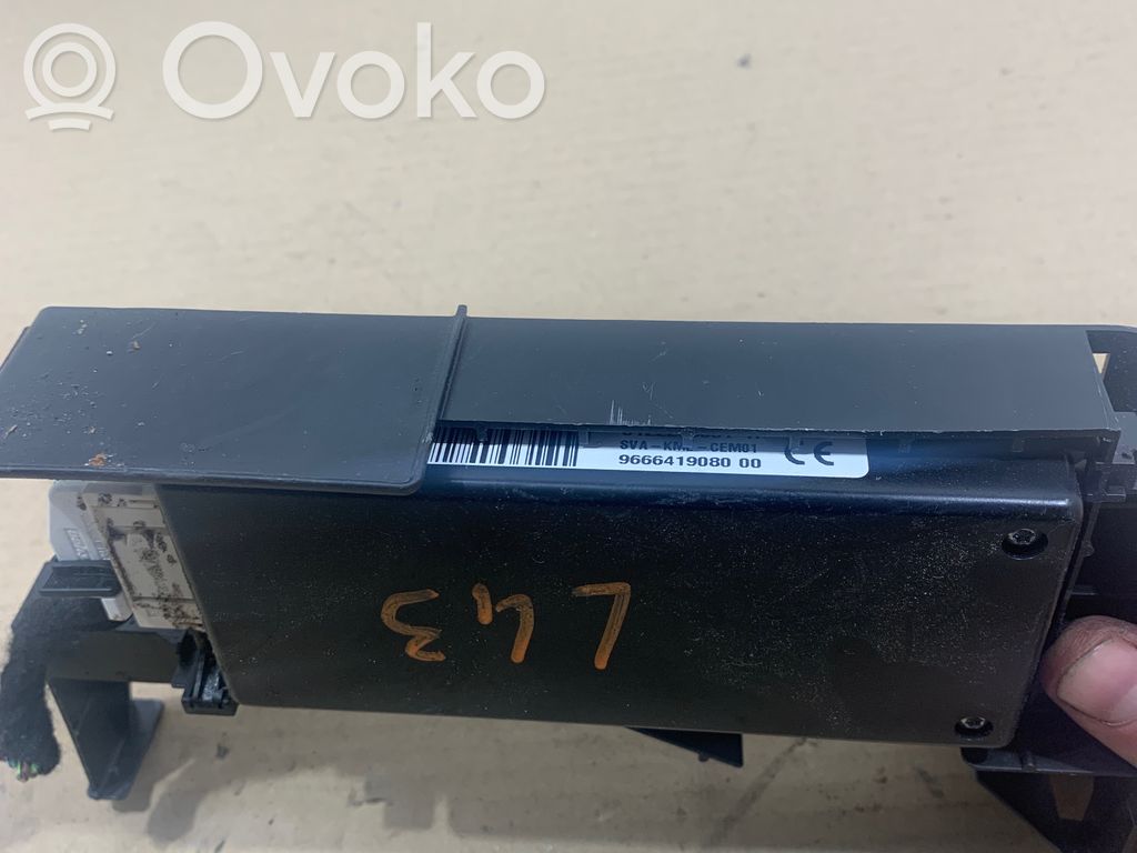 Peugeot 308 Bluetooth control unit module 