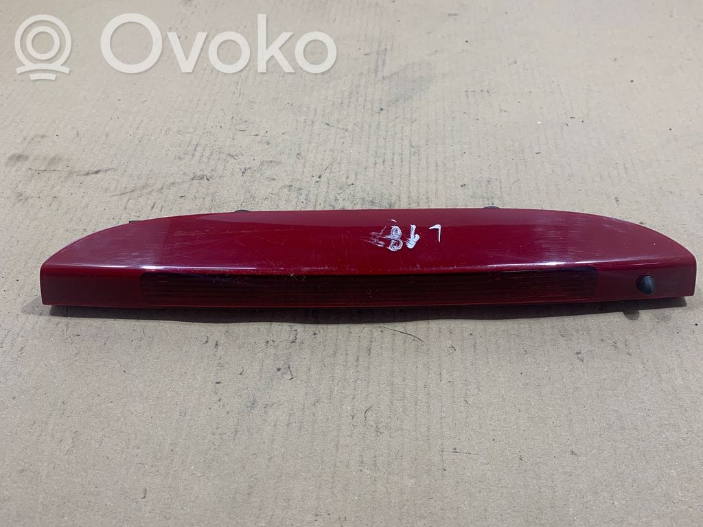Renault Clio III Third/center stoplight 