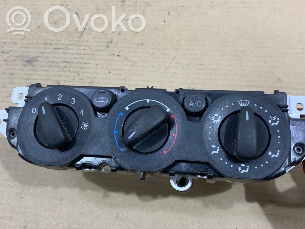Ford Focus Climate control unit 