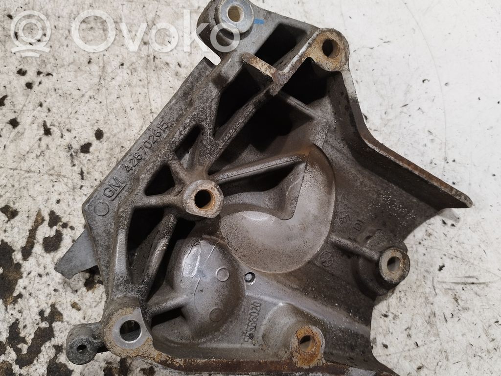 Opel Insignia A Engine mounting bracket 