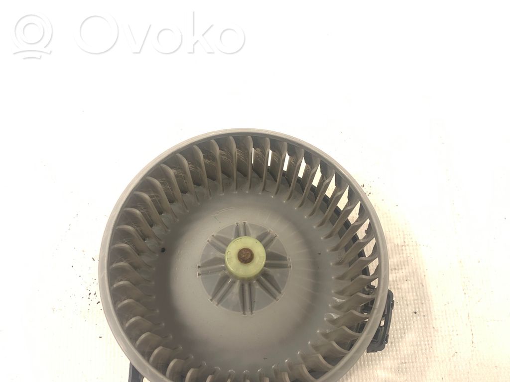 Subaru Outback Mazā radiatora ventilators 