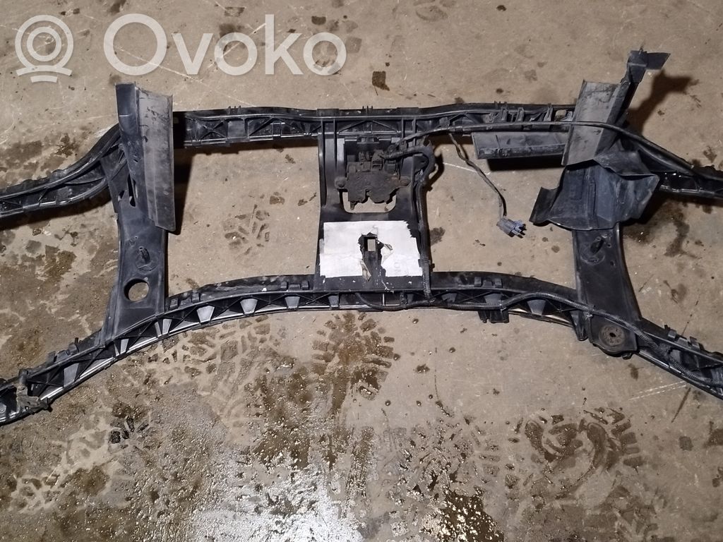 Ford Mondeo MK IV Верхняя часть панели радиаторов (телевизора) 