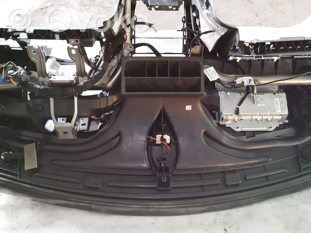 Peugeot 308 Panelis 