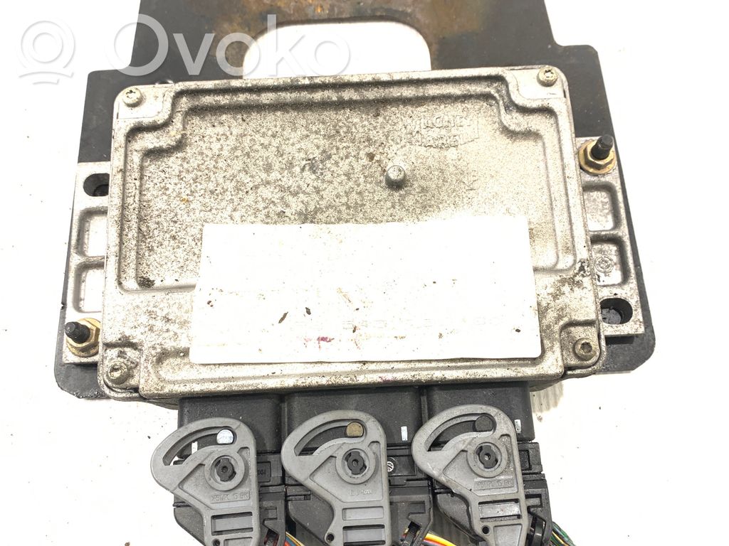 Peugeot 307 Engine control unit/module 
