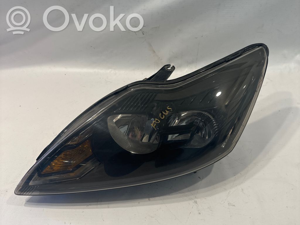 Ford Focus Headlight/headlamp 