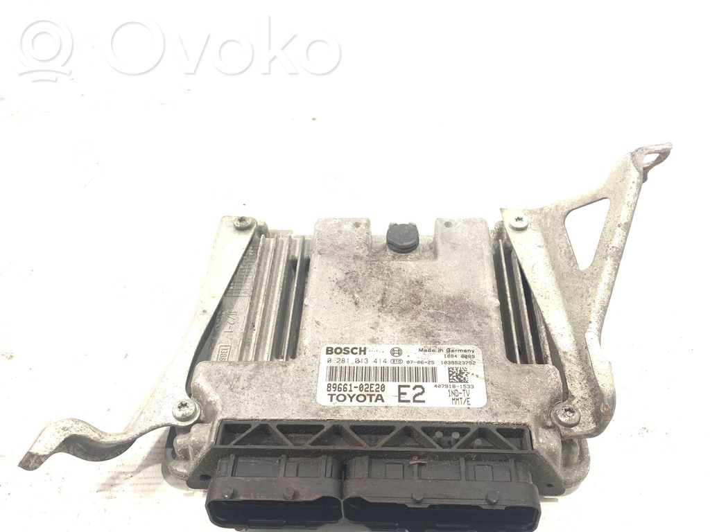 Toyota Auris 150 Engine control unit/module 