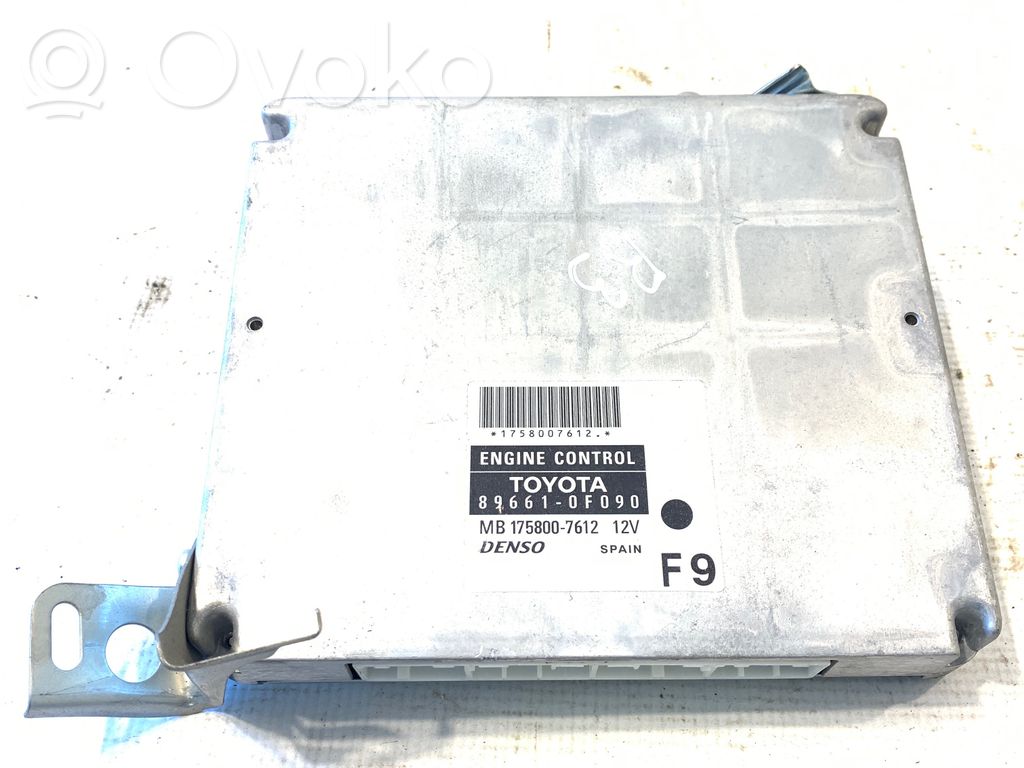 Toyota Corolla Verso AR10 Engine control unit/module 
