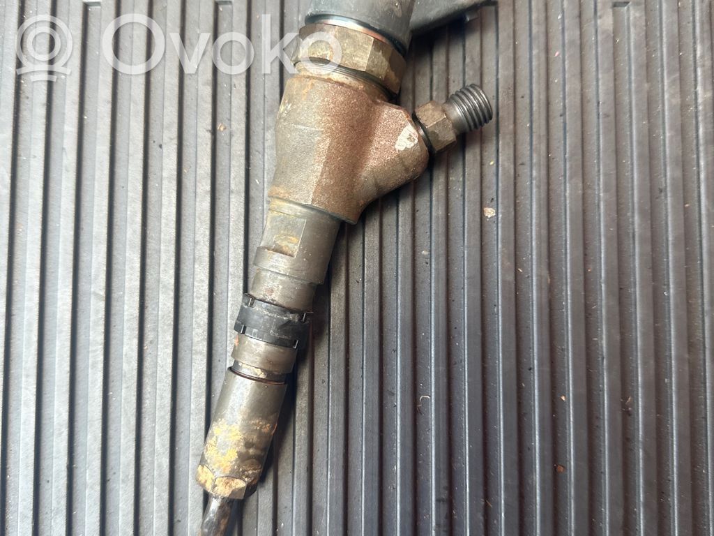 Inyector de combustible   0445110008