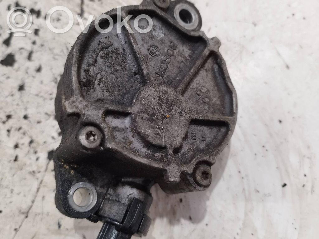 Vakuumo pompa   01562A
