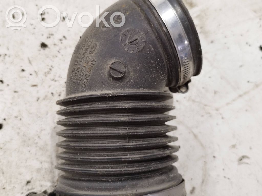 BMW 1 E81 E87 Air intake hose/pipe 