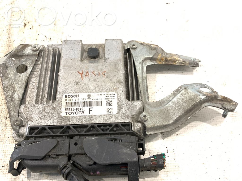 Toyota Yaris Engine control unit/module 