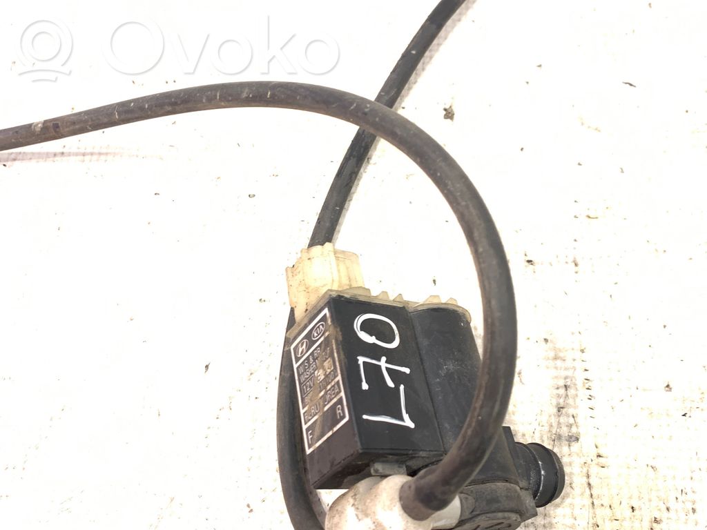 KIA Ceed Windscreen/windshield washer pump 