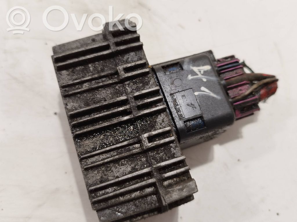 Opel Zafira B Przekaźnik / Modul układu ogrzewania wstępnego 