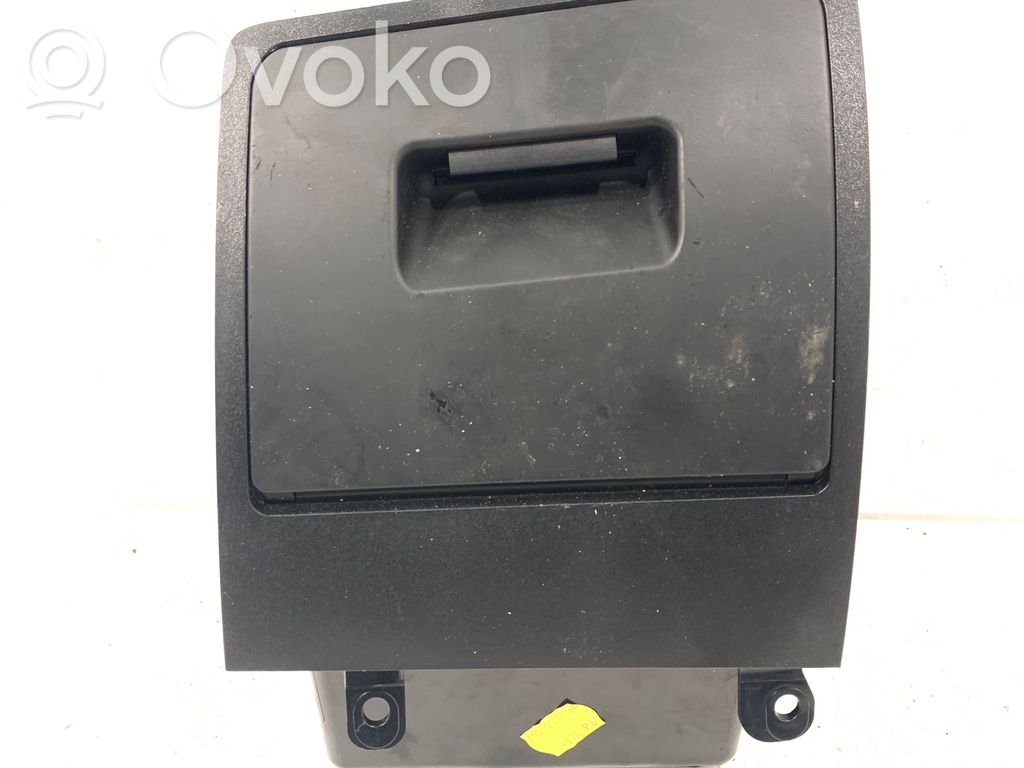 BMW 5 E60 E61 Glove box 