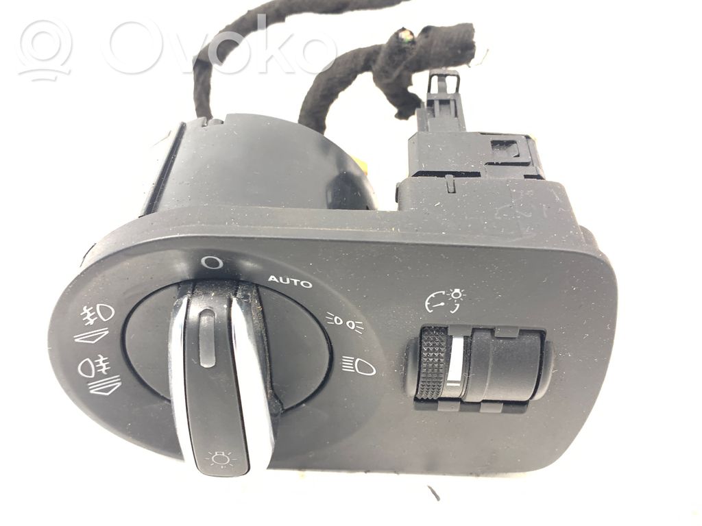 Audi A3 S3 8P Light switch 