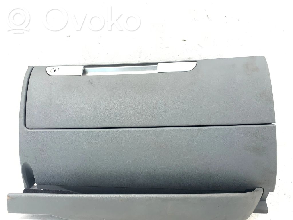 Daiktadėžė   8N1857095