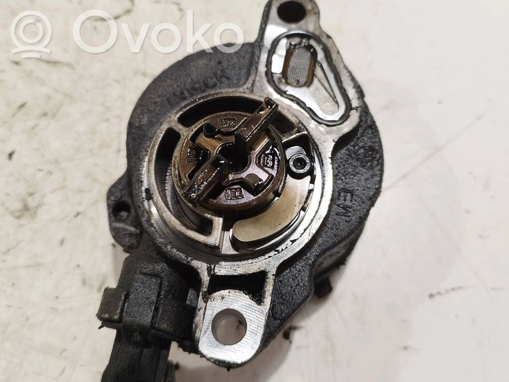 Peugeot Partner Vacuum pump 