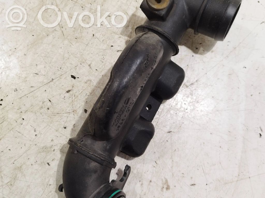 Ford Fiesta Schlauch / Leitung Ladeluftkühler 