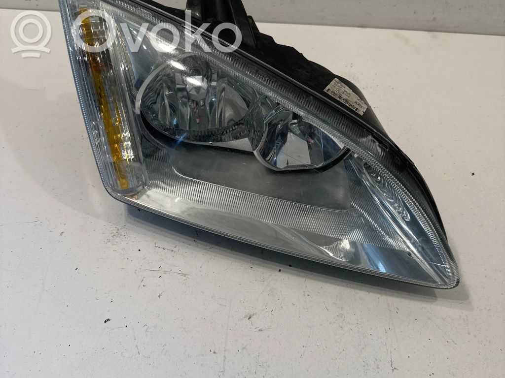 Ford Focus Scheinwerfer 