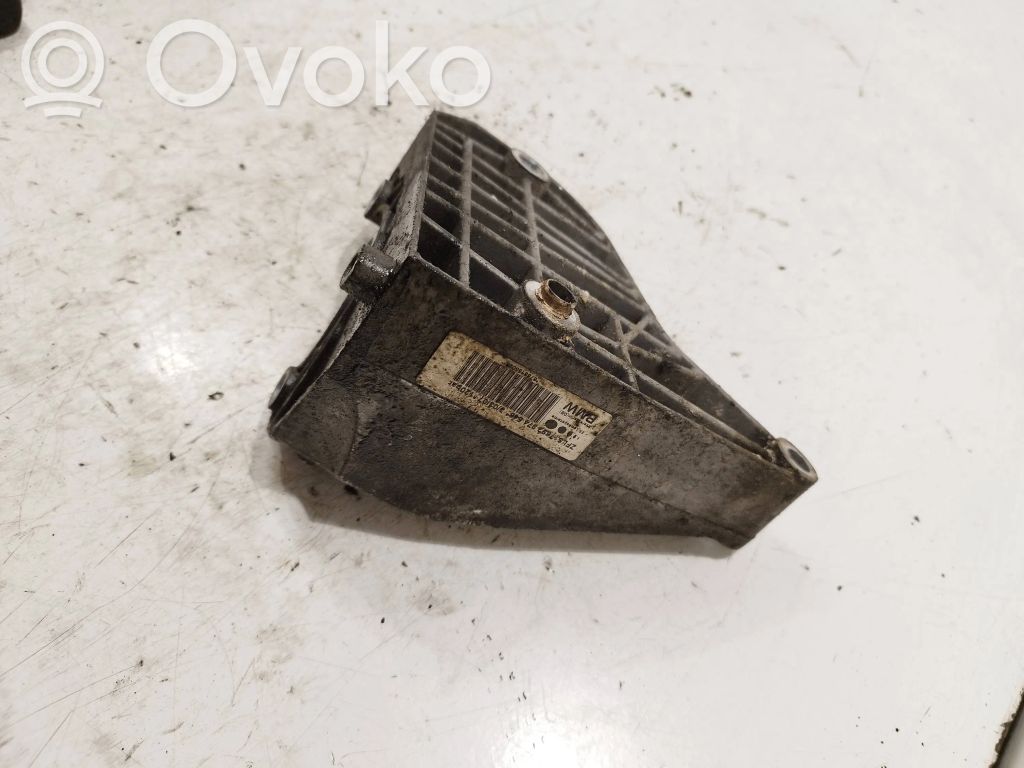 Support de pompe de direction assistée   7794455,120868