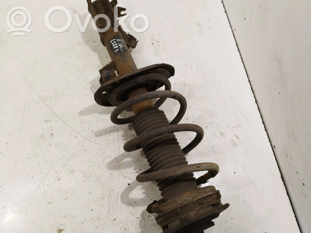 Nissan Qashqai Amortyzator osi przedniej ze sprężyną 