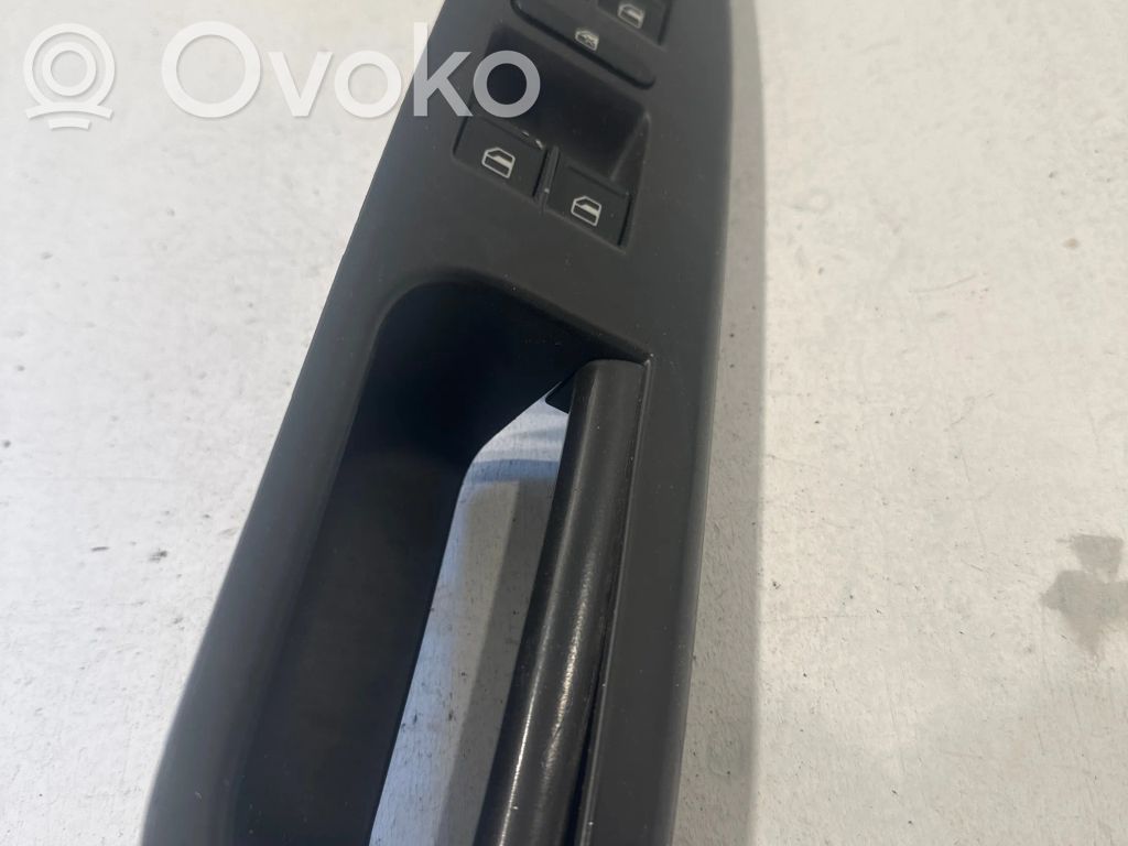 Volkswagen Golf V Electric window control switch 