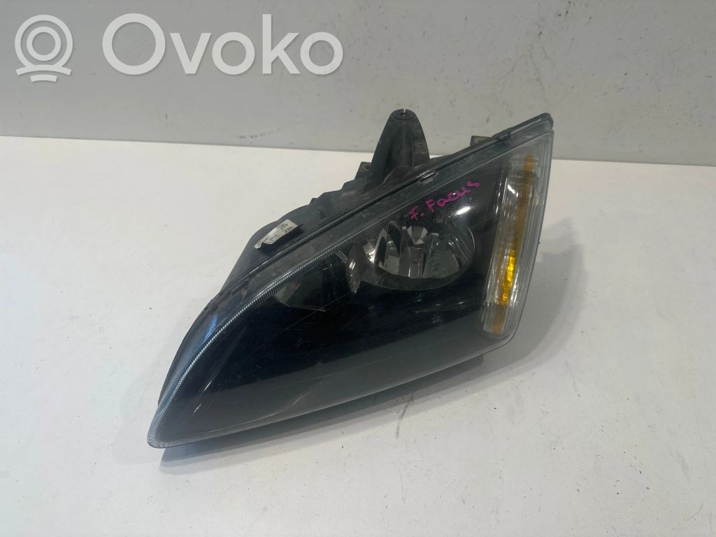 Ford Focus Headlight/headlamp 