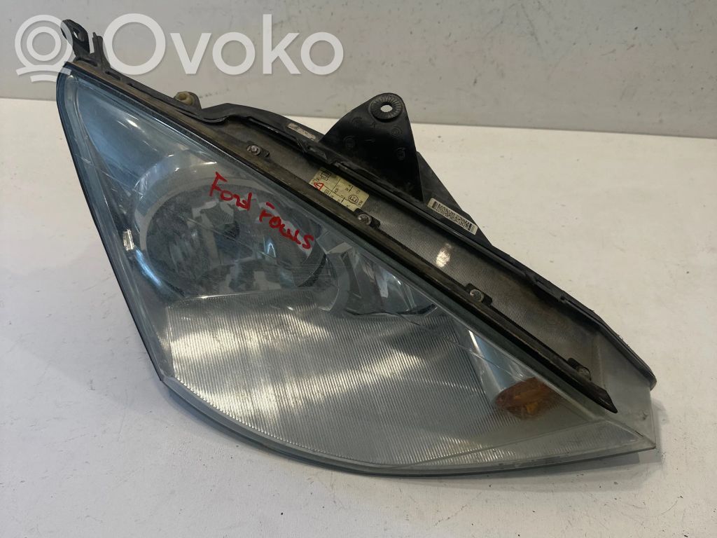 Ford Focus Headlight/headlamp 