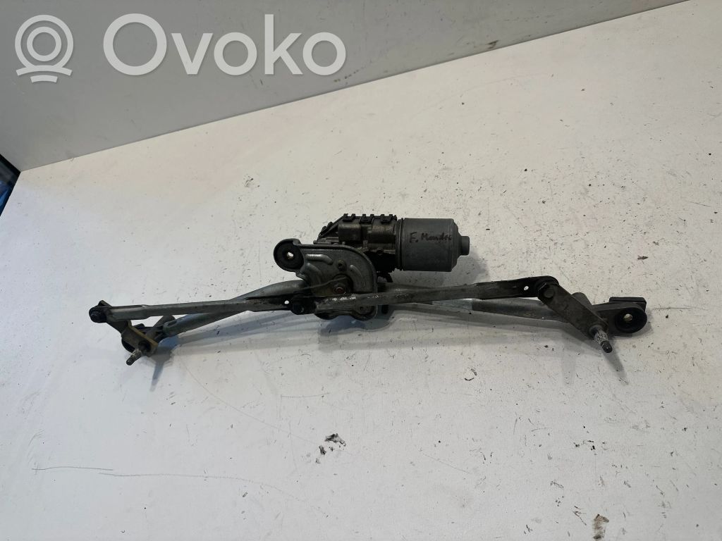Ford Mondeo Mk III Mechanizm i silniczek wycieraczek szyby przedniej / czołowej 