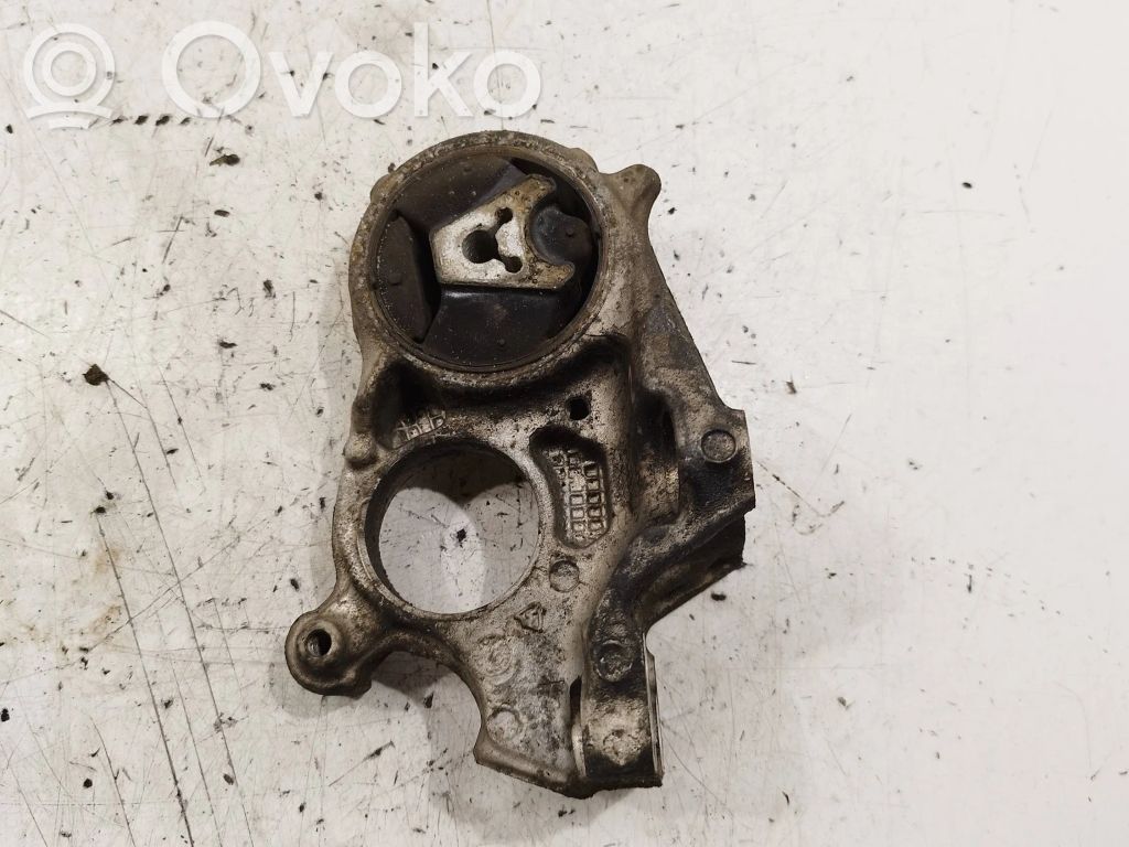 Citroen Berlingo Driveshaft support bearing bracket 