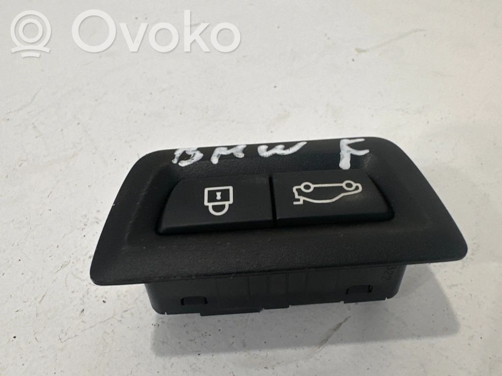 BMW 5 F10 F11 Tailgate/boot open switch button 