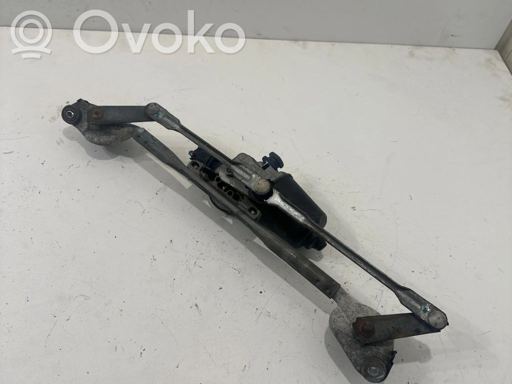 Toyota Corolla Verso AR10 Front wiper linkage and motor 