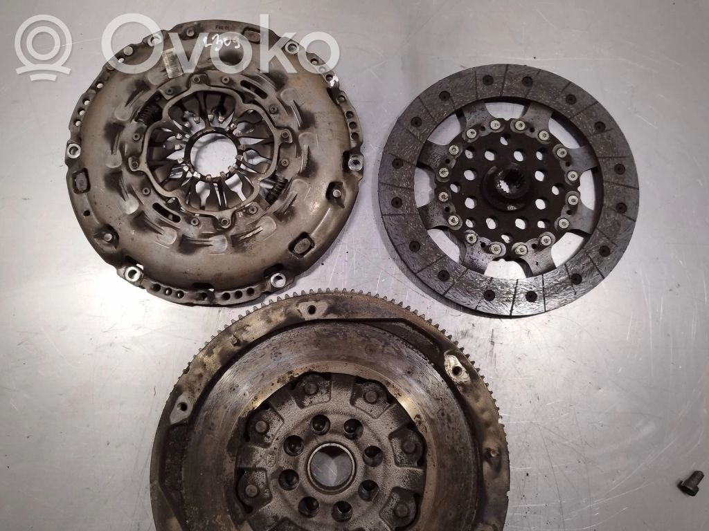 Nissan X-Trail T31 Kit frizione 