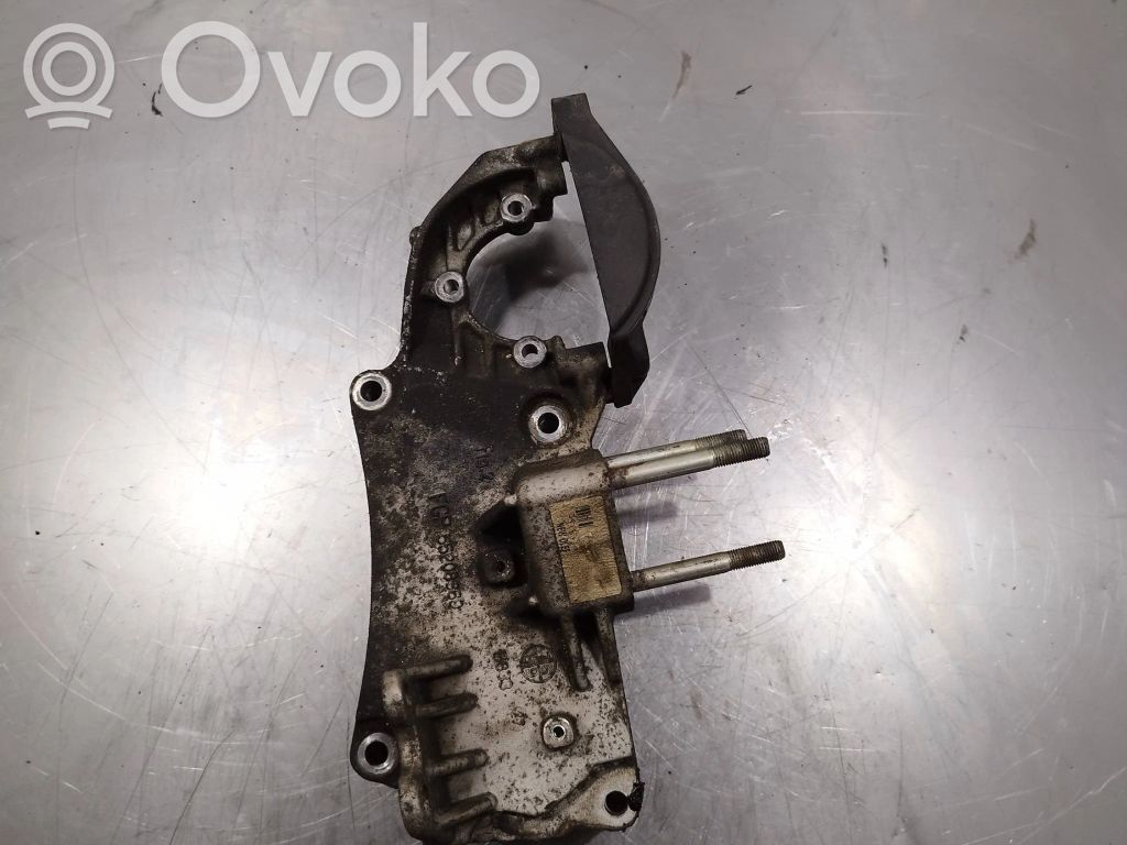 Opel Combo C Engine mounting bracket 