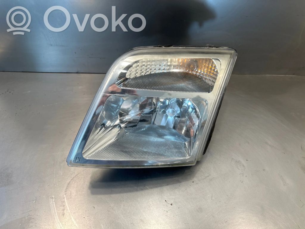 Ford Connect Headlight/headlamp 