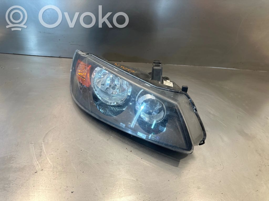Nissan Almera N16 Lampa przednia 