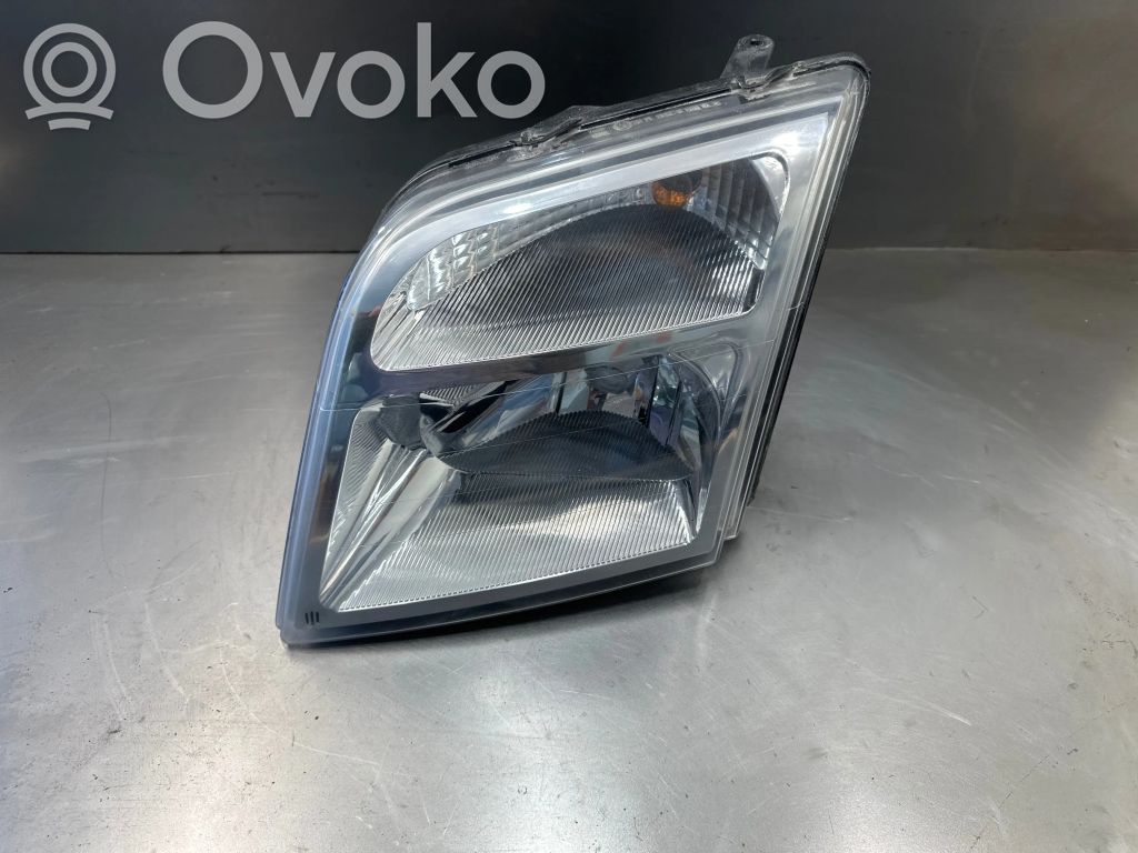 Ford Connect Headlight/headlamp 