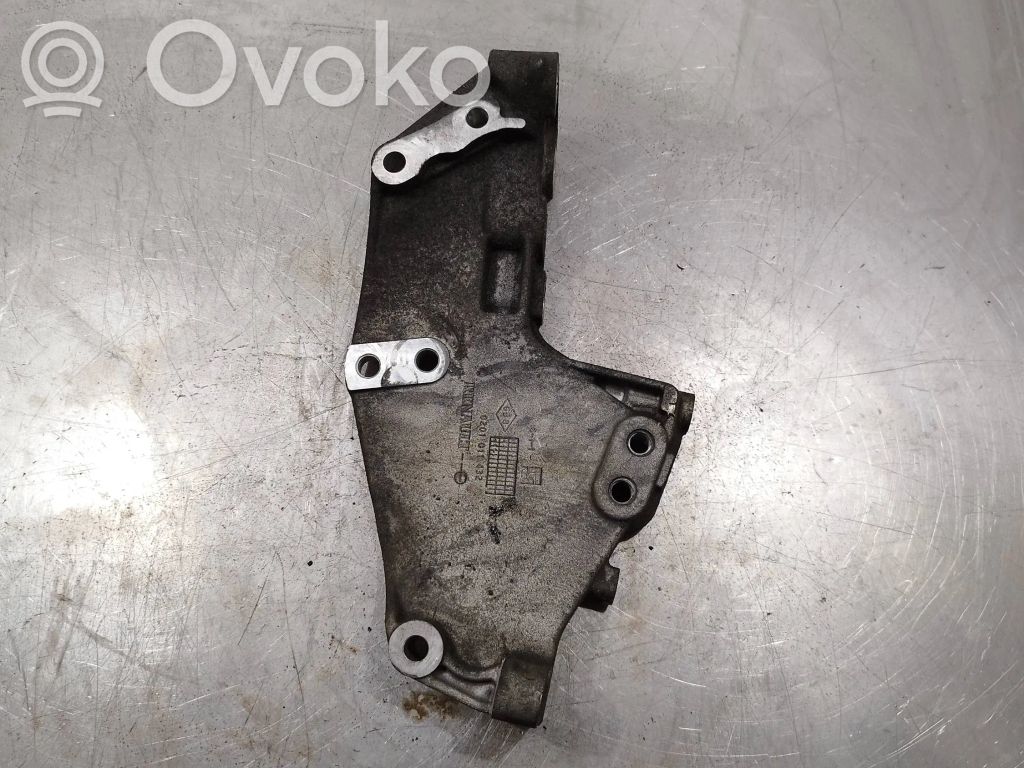 Renault Espace IV Engine mounting bracket 