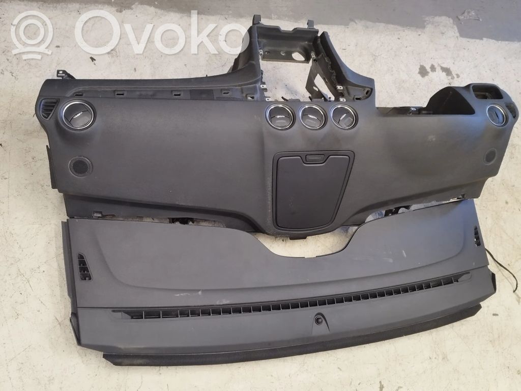 Panelė   6M21U04310